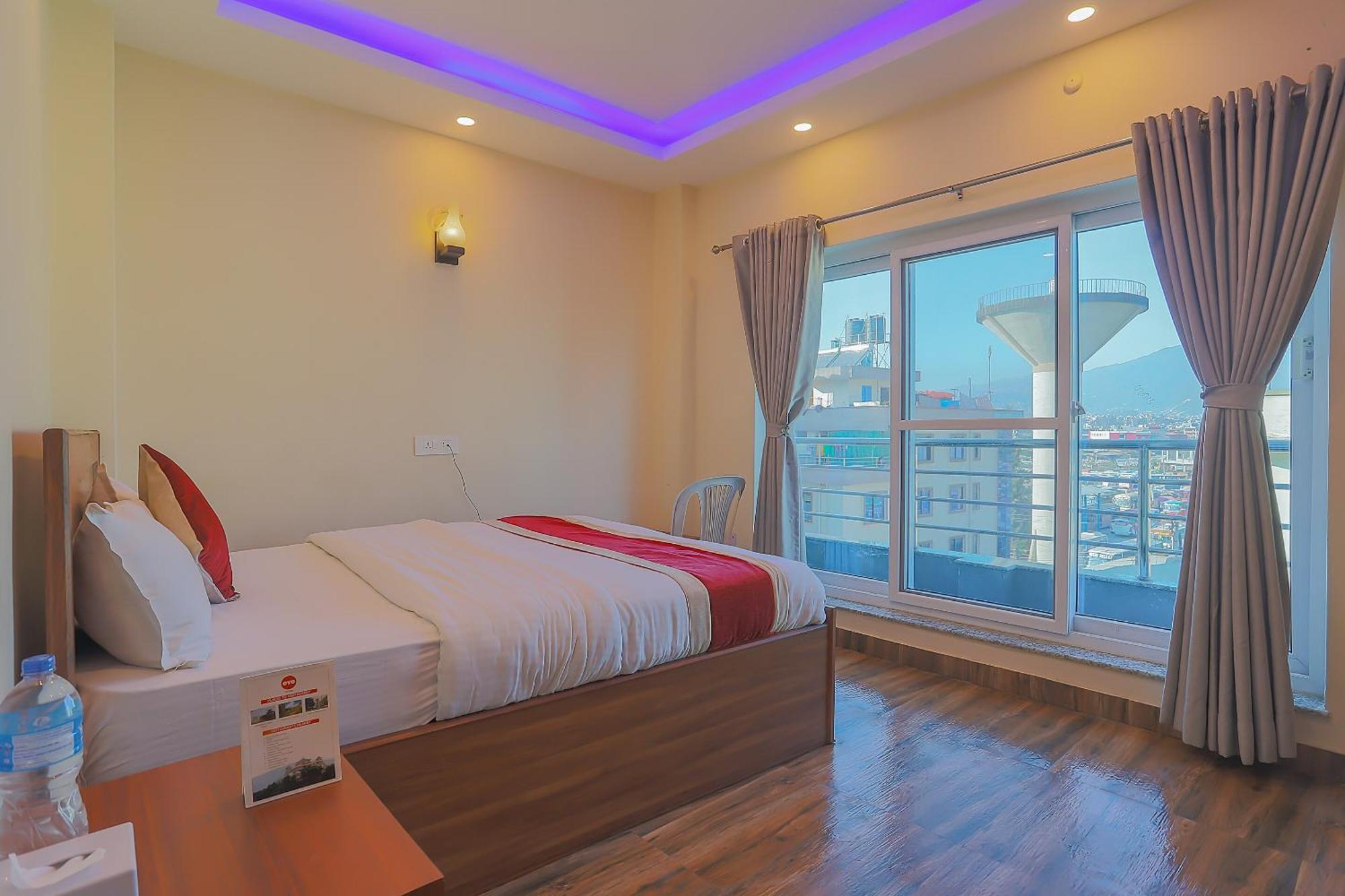 Oyo 799 Hotel Tik Tok Pvt Ltd. Катманду Экстерьер фото