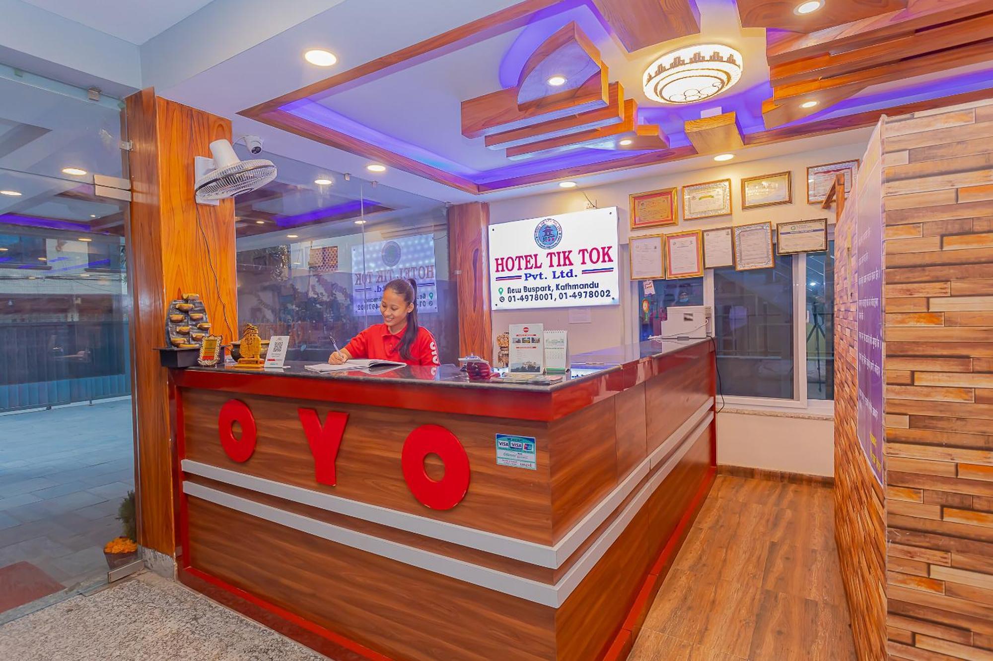 Oyo 799 Hotel Tik Tok Pvt Ltd. Катманду Экстерьер фото